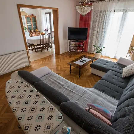Apartment Blazenka Apartment *