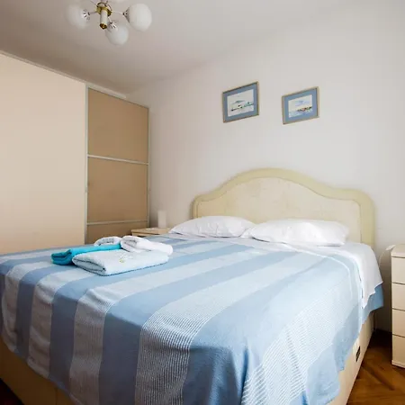 Apartment Blazenka *