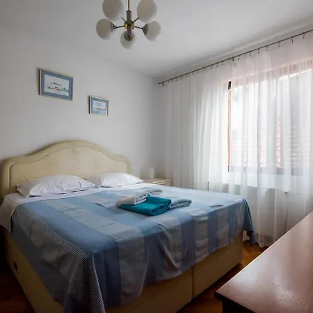 Apartment Apartment Blazenka